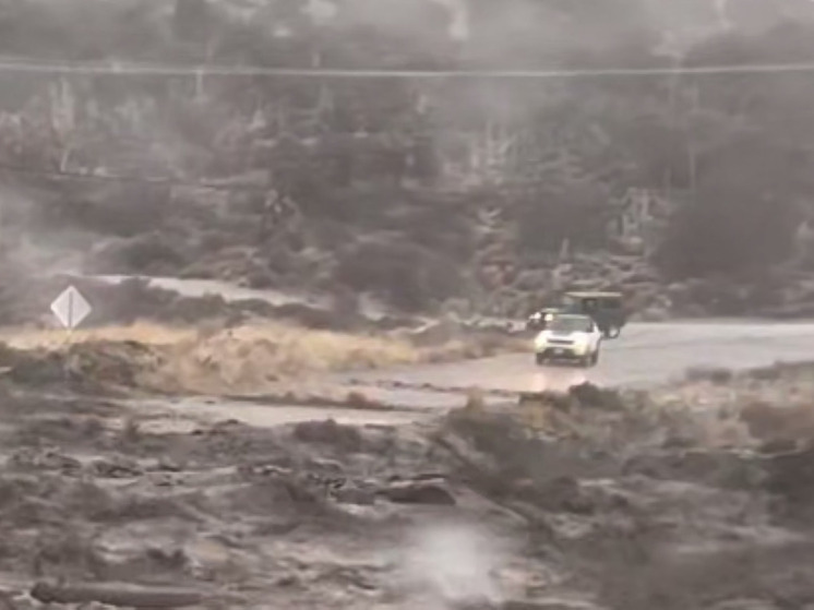 Рождественский потоп: тысячи эвакуированы в Калифорнии после катастрофических ливней