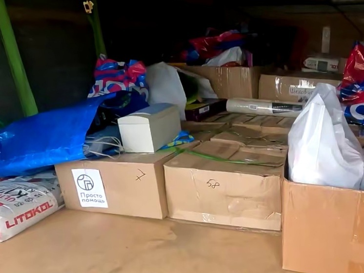 Благотворительный фонд «Ясное дело» поздравил с Новым годом многодетную семью из села Закотное