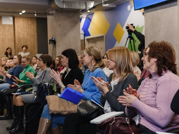 Онлайн-программа «ПредприниМама» поможет женщинам Самарской области запустить собственное дело