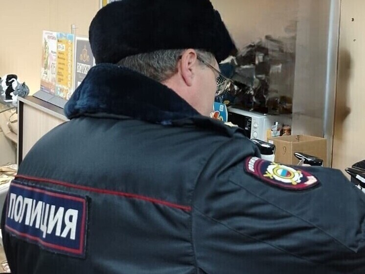 Полицейские задержали 20-летнего парня с наркотиком в Самаре