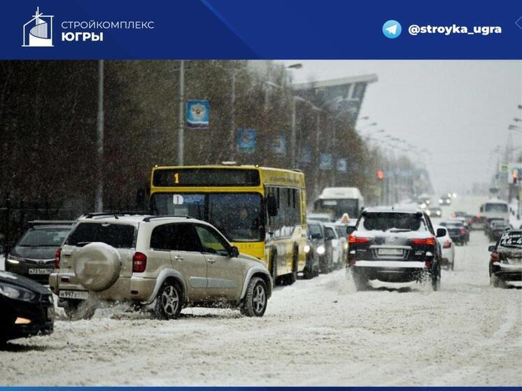 В Сургуте вводят ограничения на парковку для повышения безопасности дорожного движения