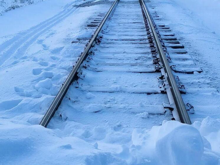 В Холмске на ночь на 30 декабря закроют железнодорожный переезд на улице Морской