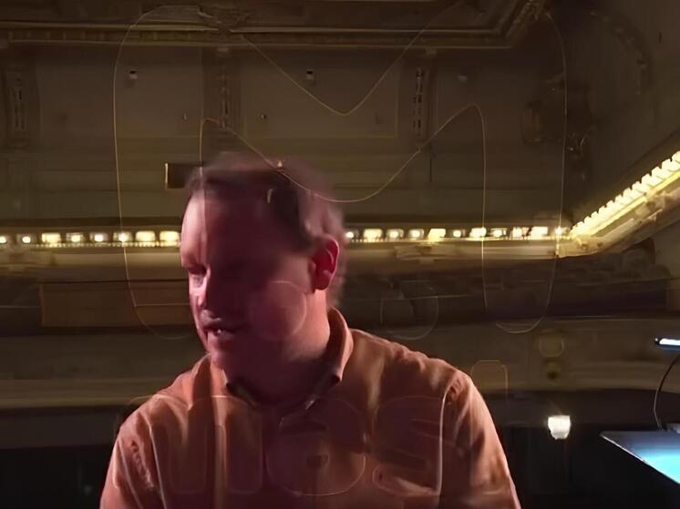 Хамскую речь дирижера Лубченко перед оркестром сняли на видео