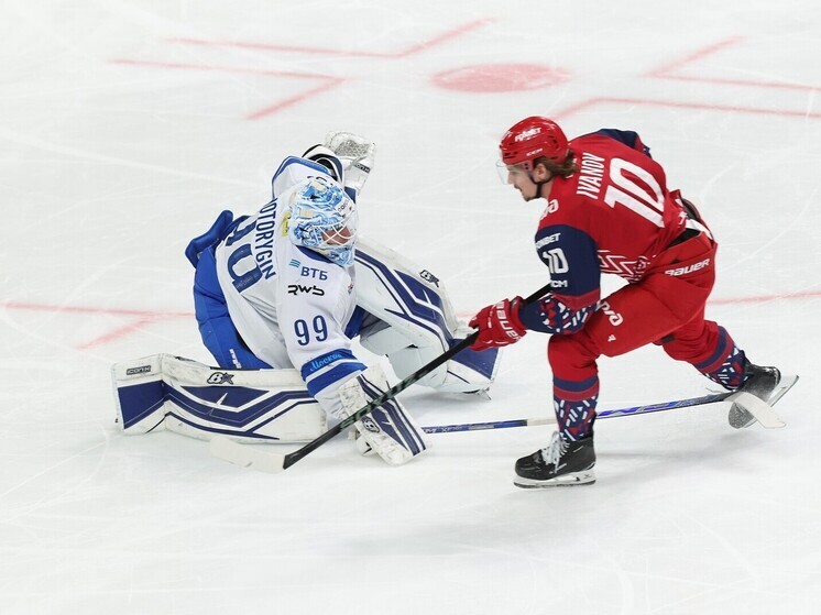 В центральном матче четверга в КХЛ столичное «Динамо», благодаря вдохновенной игре своего молодого стража ворот Максима Моторыгина, сумело реабилитироваться за разгромное поражение в Минске (1:7), и взять верх над действующим обладателем Кубка Гагарина, «Локомотивом» со счетом – 2:0