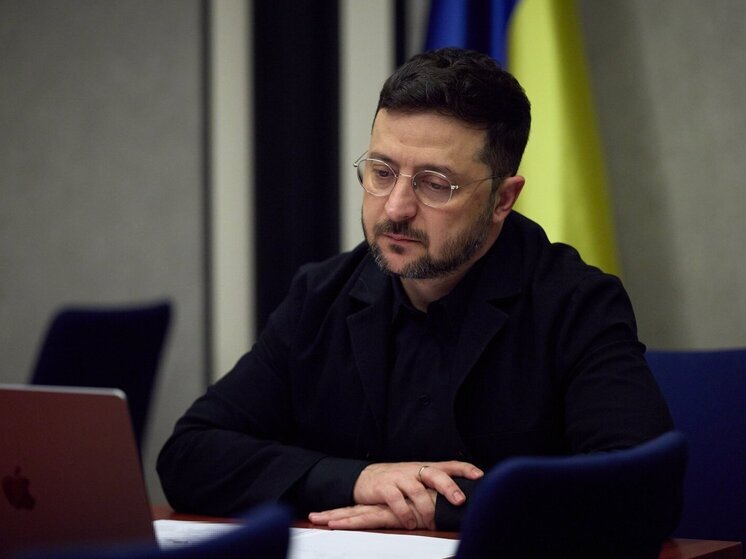 Socis: Залужный бы выиграл второй тур у Зеленского с результатом 64,2%