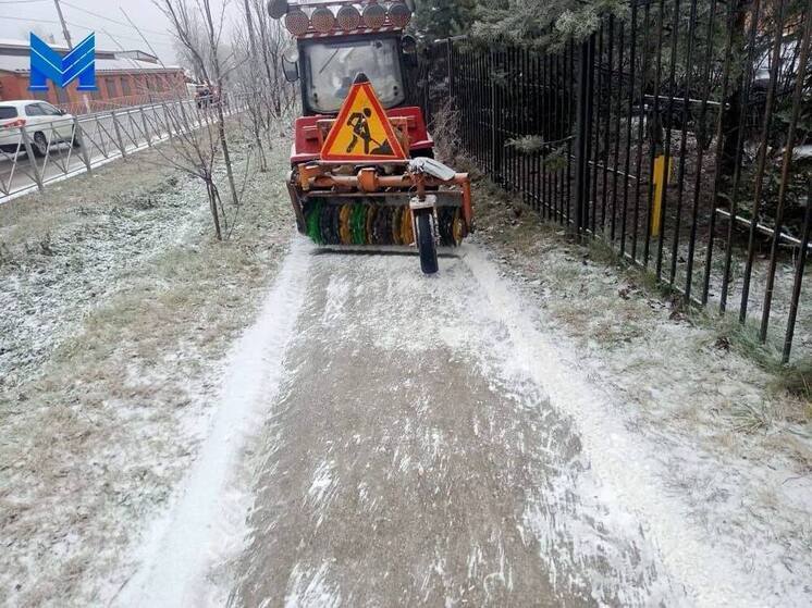 На дороги Калужской области вышли более 170 единиц снегоуборочной техники