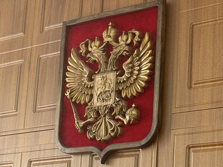 Супружескую пару в Луганске приговорили к семи годам колонии за взятку для получения прав