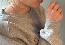 Последняя неделя декабря – это время, когда все спешат подготовиться к Новому году. Нужно купить подарки, обновить прическу, побывать на корпоративе и детских праздниках, а также сходить на новогодние концерты. Но с увеличением числа мероприятий растет и риск подхватить вирус, предупреждает Роспотребнадзор.