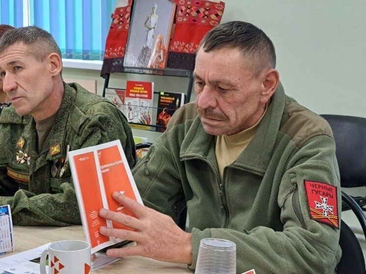 Более 80% участников СВО и их семей нашли работу через центр в Канаше