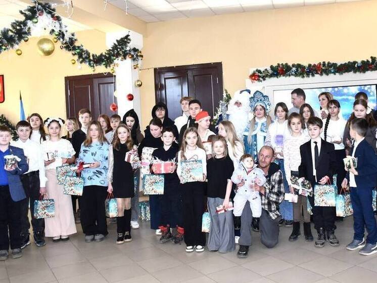 Калужские чиновники исполнили желания детей из Первомайска