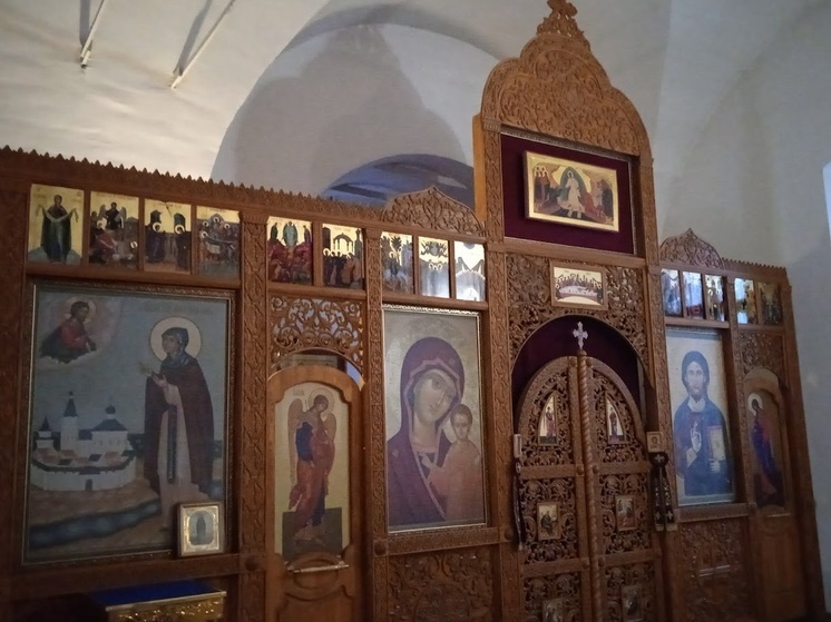 Священники объяснили, почему на Рождество не ходят на кладбище