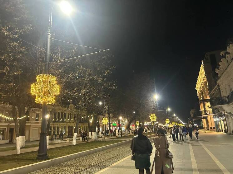 Во Владикавказе на линию выходит бесплатный новогодний трамвай