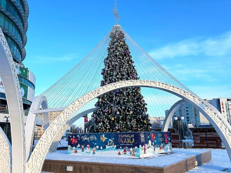 Тобольская «ёлка‑волшебница» поборется за звание лучшей в России