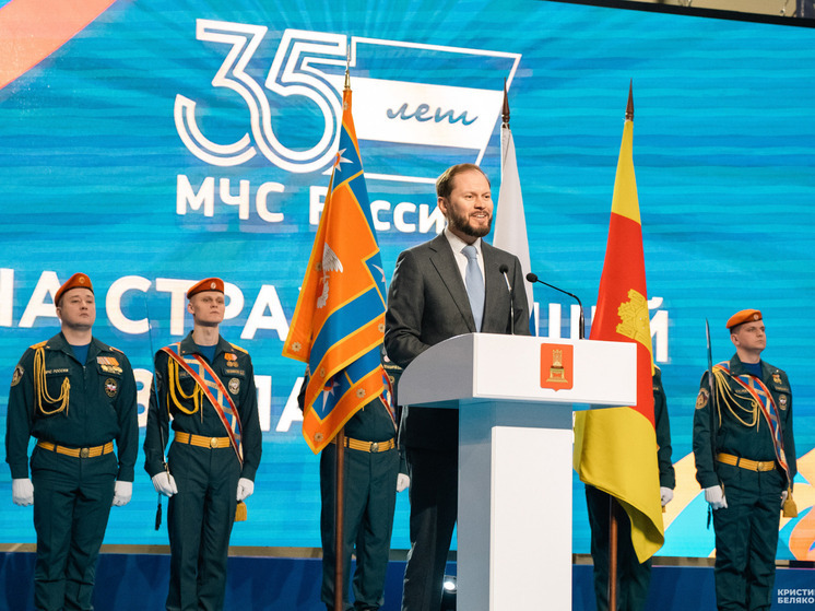 В Твери наградили лучших спасателей региона и вручили новую технику МЧС