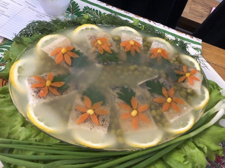  Холодец – один из главных блюд на новогоднем столе у вологжан