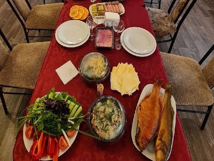 Эксперты рассказали, какие продукты должны быть на новогоднем столе вологжан