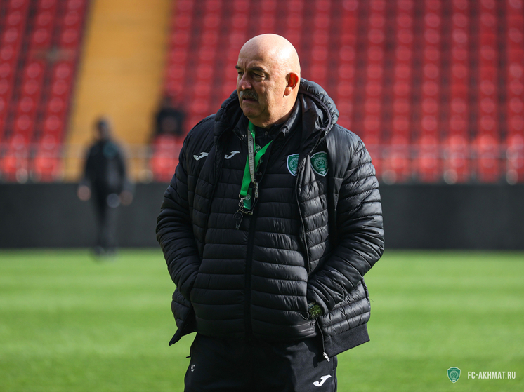В «Ахмате» грозят рассмотреть результаты работы тренера Черчесова в конце сезона