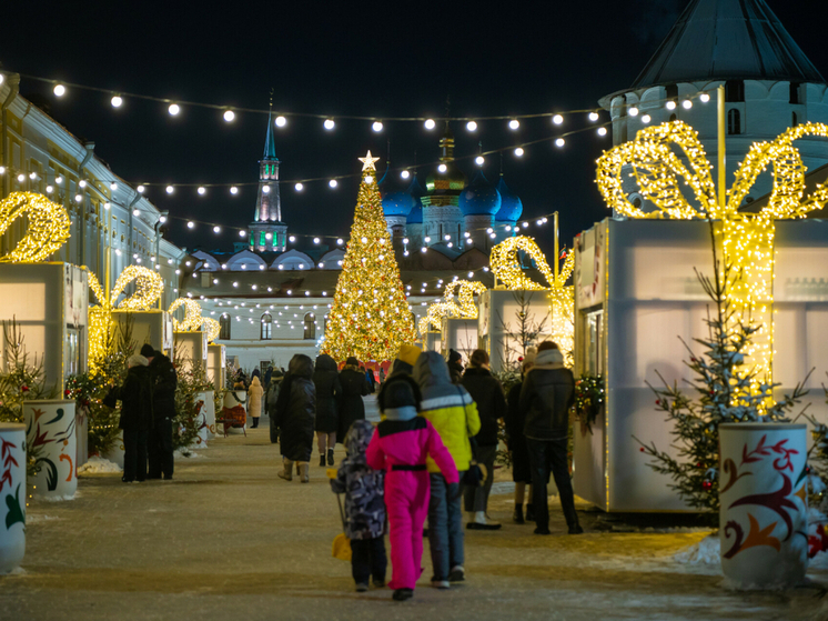 В Казанском Кремле заработала новогодняя ярмарка