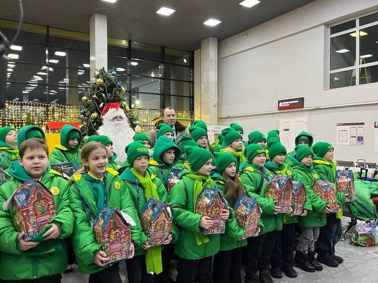 Юные пензенцы побывали на Общероссийской Кремлёвской ёлке в Москве