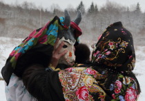 Колядование &mdash; это не просто сбор угощений, а веселый ритуал-благопожелание, совершаемый в ночь на Рождество (с 6 на 7 января)