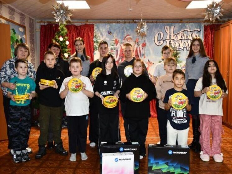 Сотрудники костромского УФСИН поздравили своих подопечных с наступающим Новым годом