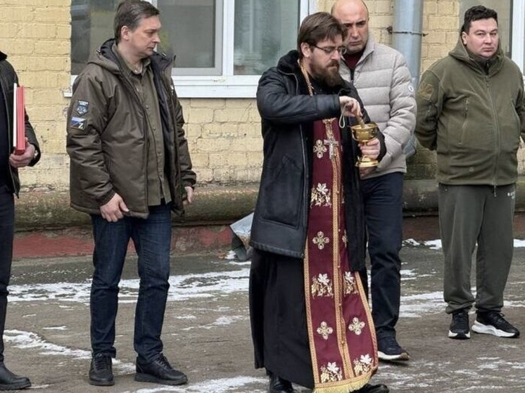 В Орле освятили гуманитарную помощь для Донбасса