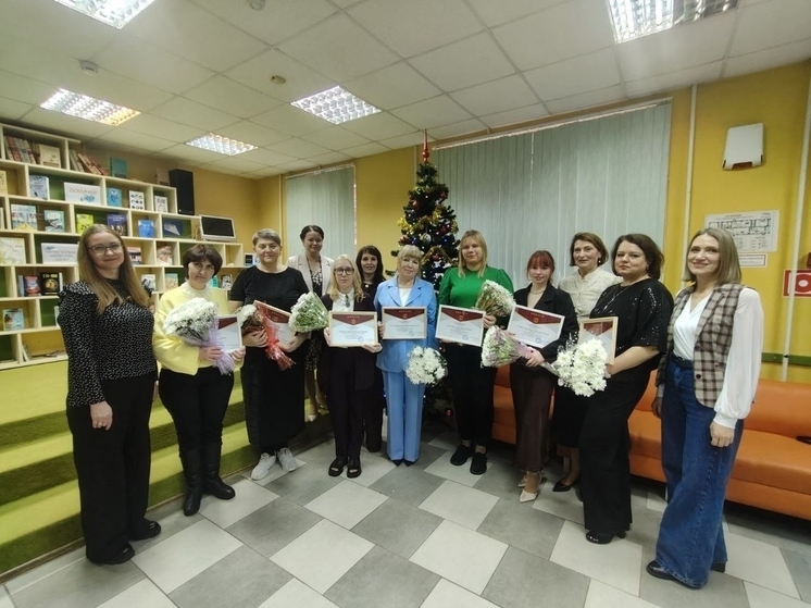 В Сланцах объявили победителей конкурса «Библиотекарь года – 2025»