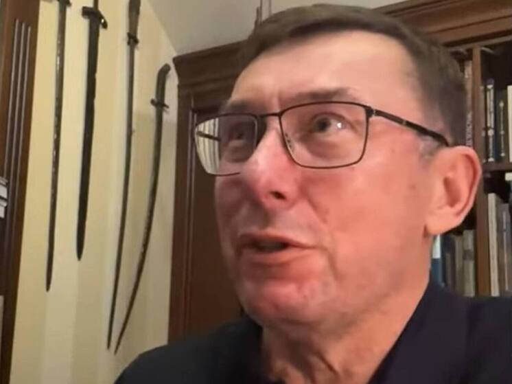 Луценко: пусть для Украины будет позорный мир, а Зеленского казним потом