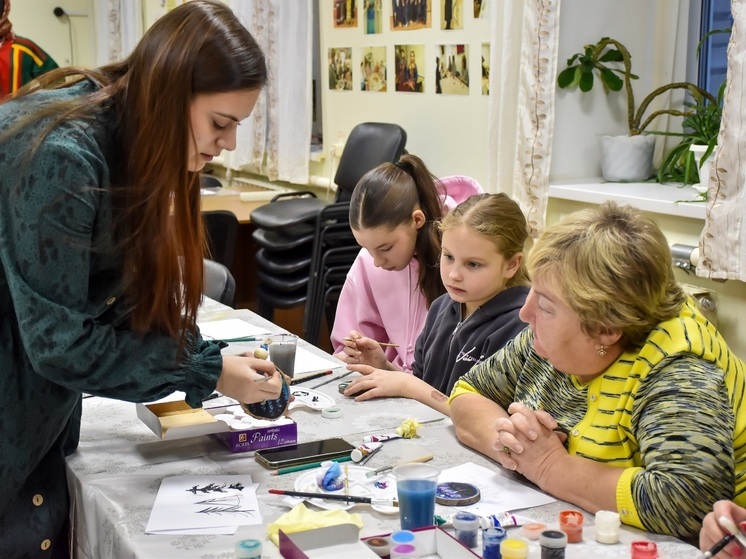 Деревянные спилы в НАО превратили в произведения искусства