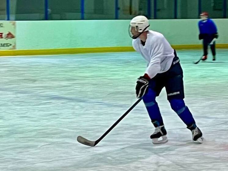 Где покататься на коньках в Оренбурге: адреса, цены и бесплатные катки