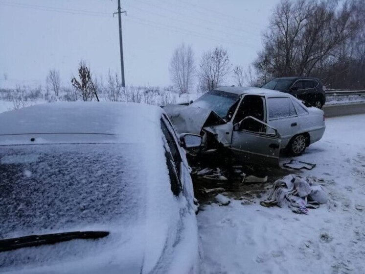 11 автомобилей разбились за сутки на воронежских трассах
