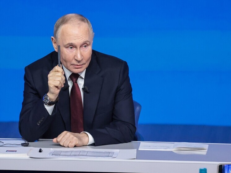 Путин заявил, что в работу МЧС внедряются программы искусственного интеллекта