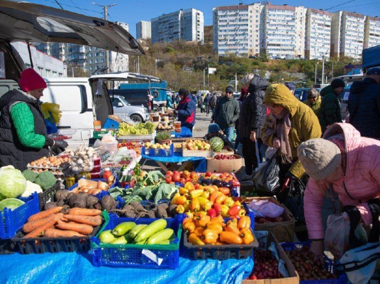 Продовольственные ярмарки открыли на двух адресах Владивостока