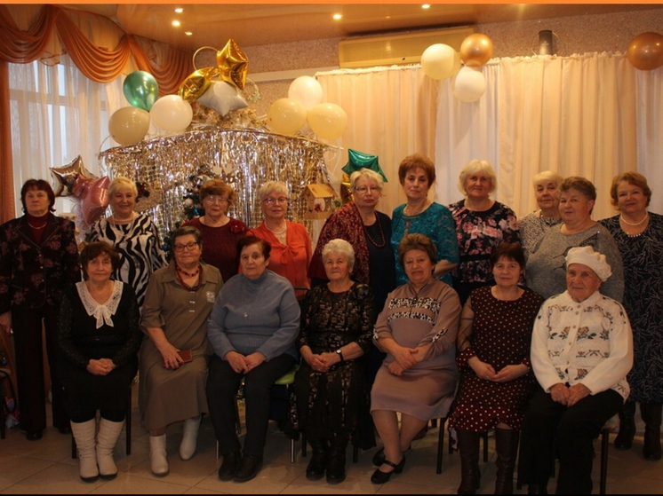 Клуб "Золотой возраст" в Духовщине отметил 5-летие