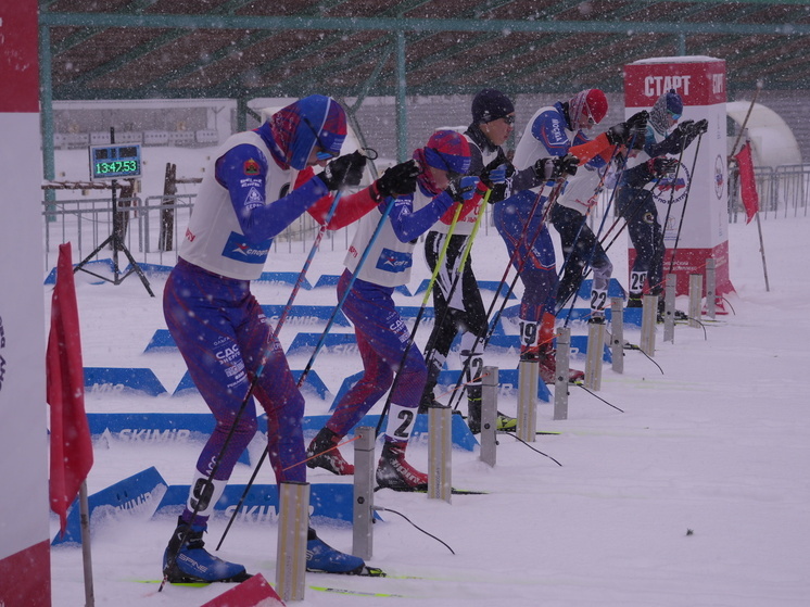 «Кубок Сибири» собрал более 200 лыжников из 19 регионов России в Новосибирске