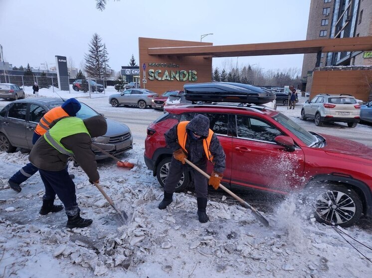 В Красноярске установлен график уборки из-за снегопадов