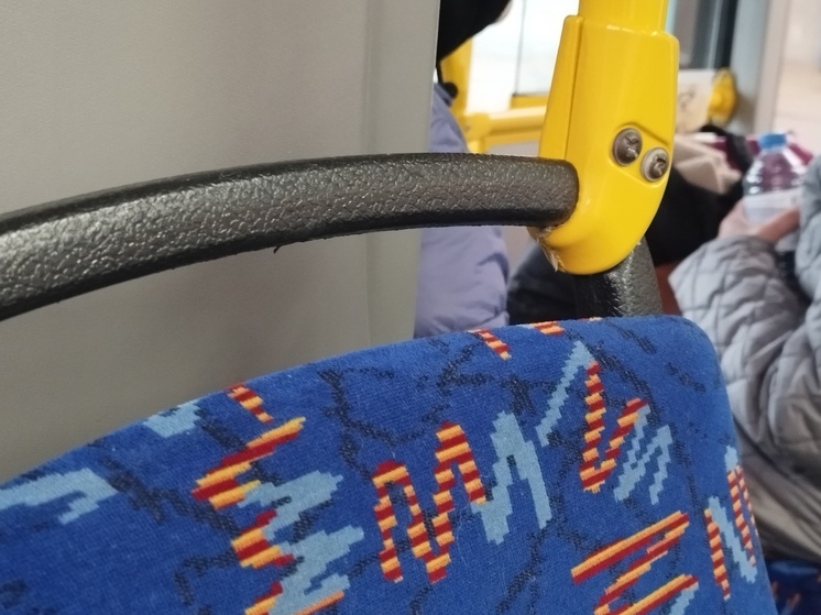 Водитель автобуса в Апатитах заплатит 20 тыс за сломанное ребро пассажирки