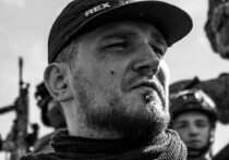 На Запорожском направлении ликвидирован очередной предатель из запрещенной в РФ террористической организации РДК. 19 декабря ударом дрона был уничтожен террорист с позывным «Лоти», а 27 декабря стало известно, что приведен приговор в исполнение в отношении лидера этой преступной организации Дениса Капустина (внесен в РФ в перечень экстремистов и террористов, он же Никитин, он же White Rex), воевавшего на стороне Украины.
