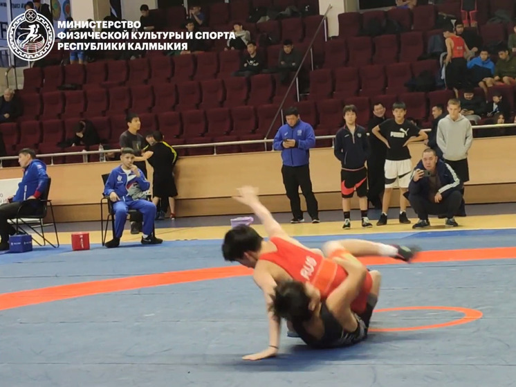 Атлеты Калмыкии борются за место в сборной