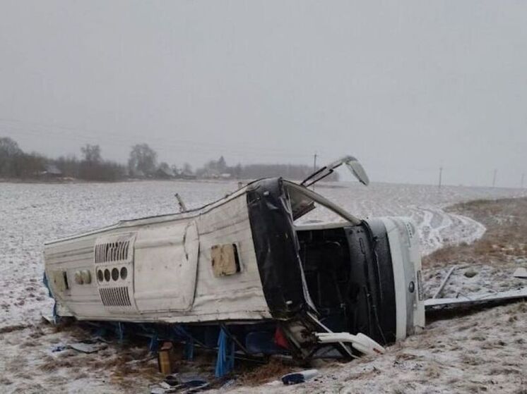 Врачи борются за жизнь россиян, госпитализированных после аварии автобуса в Беларуси