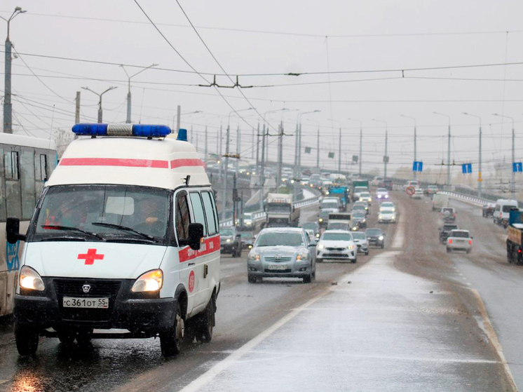 Заключённые ЛИУ-2 сошьют форму для омских бригад скорой