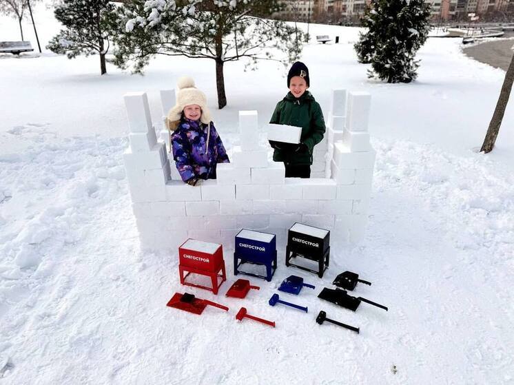 «Зелёный остров» зовёт омичей на стройку снежной крепости
