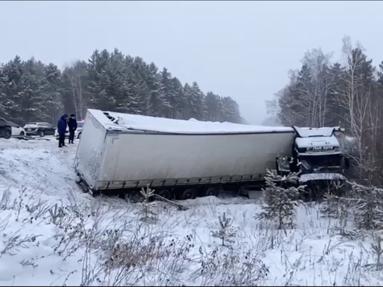Четыре человека погибли в автоаварии в Усольском районе