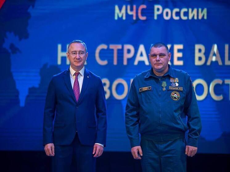 Мужественные и самоотверженные: калужский губернатор поздравил спасателей