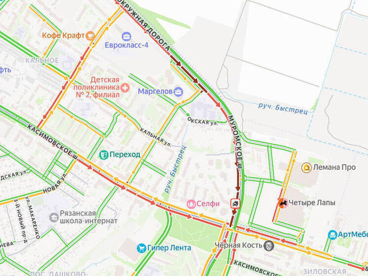 Из-за аварии у «Глобуса» Муромское шоссе встало в пробку