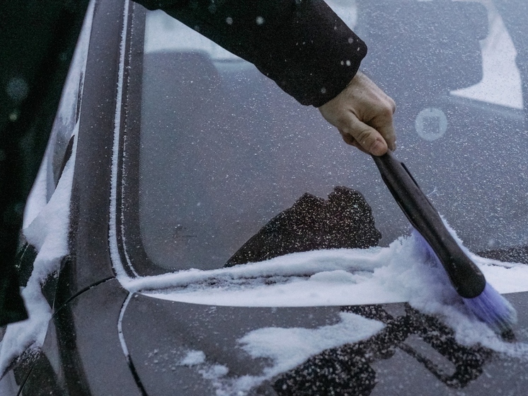 На фоне снегопадов ГИБДД призвала туляков не игнорировать скоростной режим