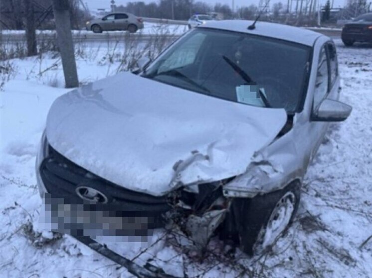 В Самарской области водитель на Lada Vesta влетел в женщину на Lada Granta