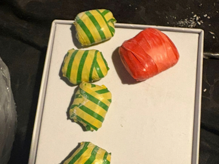 В Орле задержали торговавшего через интернет наркодилера