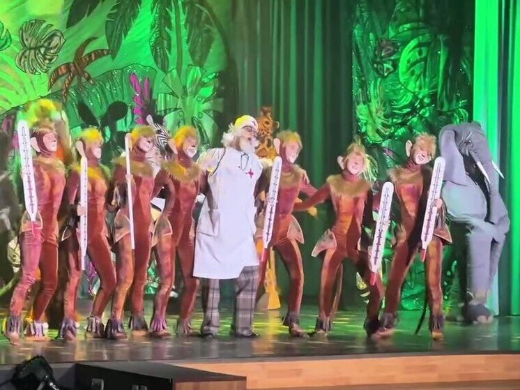 Артисты из Севастополя подарили новогоднее чудо юным мелитопольцам