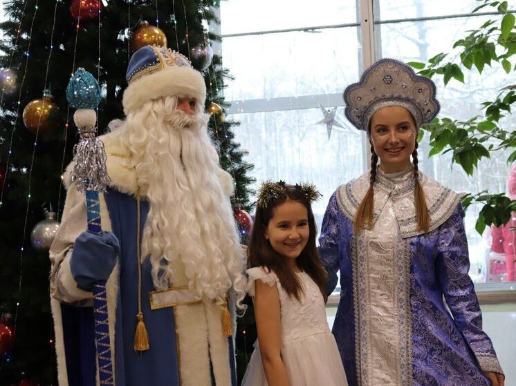 В Серпухове начались традиционные новогодние благотворительные ёлки